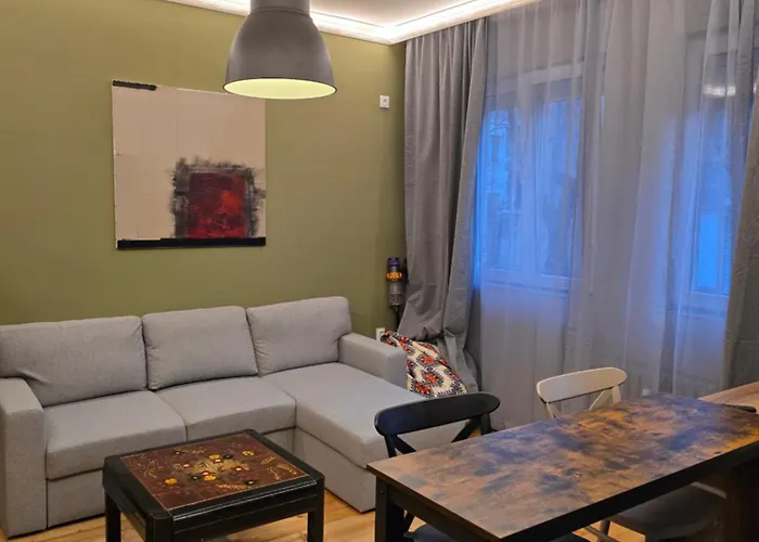 New Apartment In The Center Next To Ndk