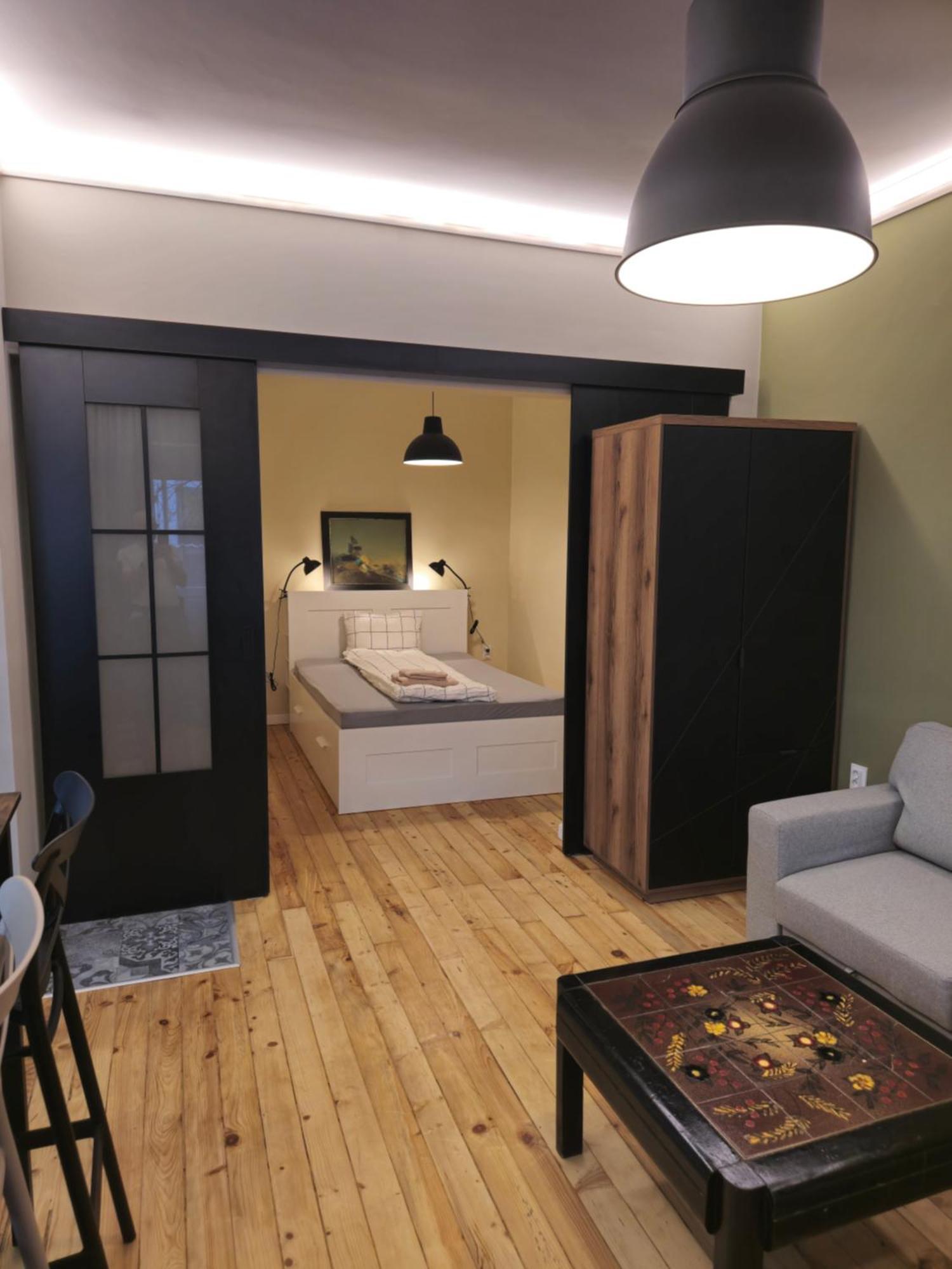 New In The Center Next To Ndk Apartment *